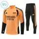 Dječji Arsenal Trening sweatshirt i hlače komplet Četvrtina Zip 2026/27 Žuta Dječji Arsenal Trening sweatshirt i hlače komplet Četvrtina Zip 2026/27 Žuta