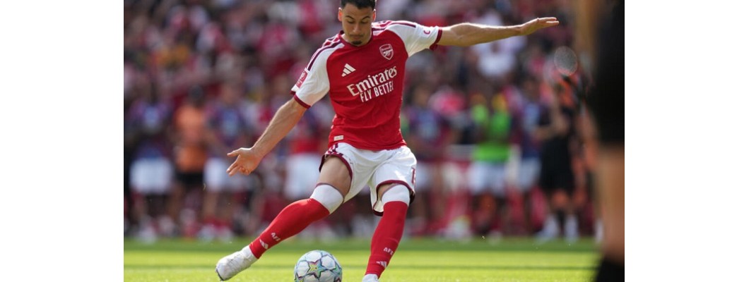 Arsenal je osvježio momčad, prodavši neke ključne igrače Arsenal je osvježio momčad, prodavši neke ključne igrače