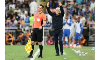 Jorge Jesus spreman je preuzeti na sebe kritike koje prate ovu tešku odluku
