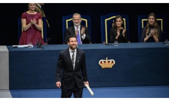 Lionel Messi postaje prvi igrač u povijesti nogometa koji je osvojio Sportsku nagradu Princeze Asturije