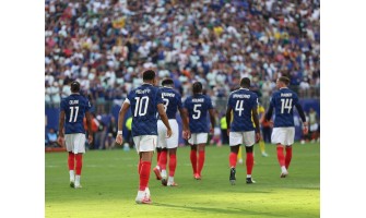 Navijači se nadaju da će N'Golo Kanté igrati u finalnoj utakmici Svjetskog prvenstva